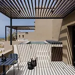Hidden Hills فندق