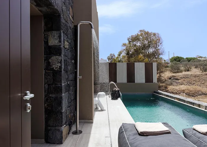 Hidden Hills Hotel Messaria (Santorini)