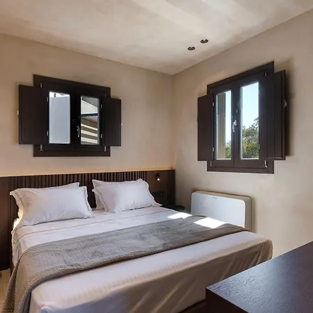 Hotel Hidden Hills Messaria (Santorini)