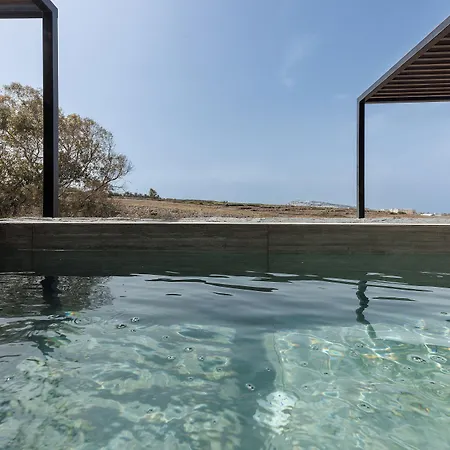 Hidden Hills * Messaria (Santorini)