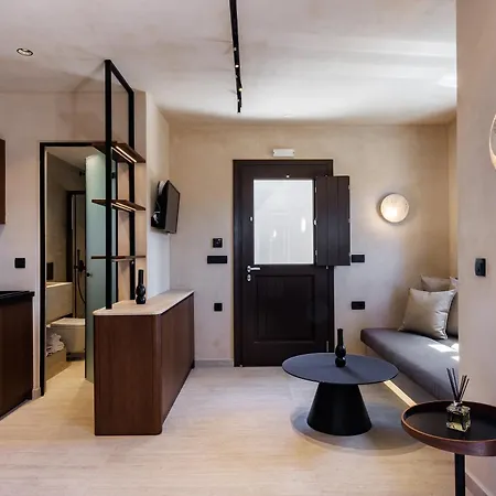 Hotel Hidden Hills *