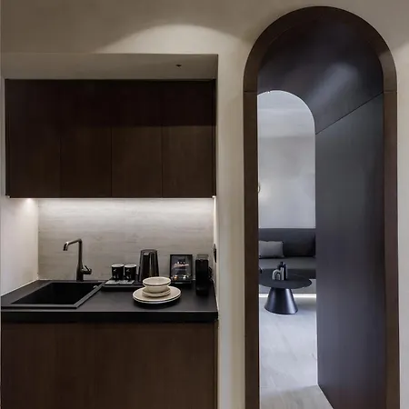 Hidden Hills Mesariá