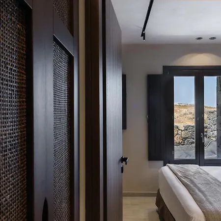 Hotel Hidden Hills *