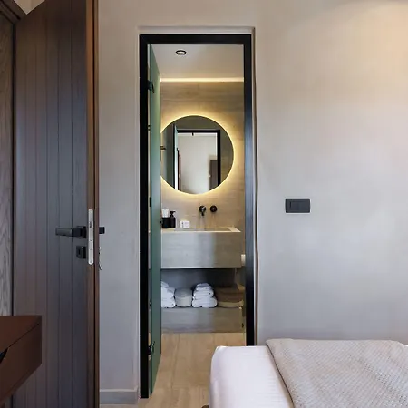 Hidden Hills מסאריה