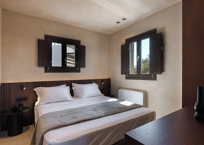 Hotel Hidden Hills Messaria (Santorini)